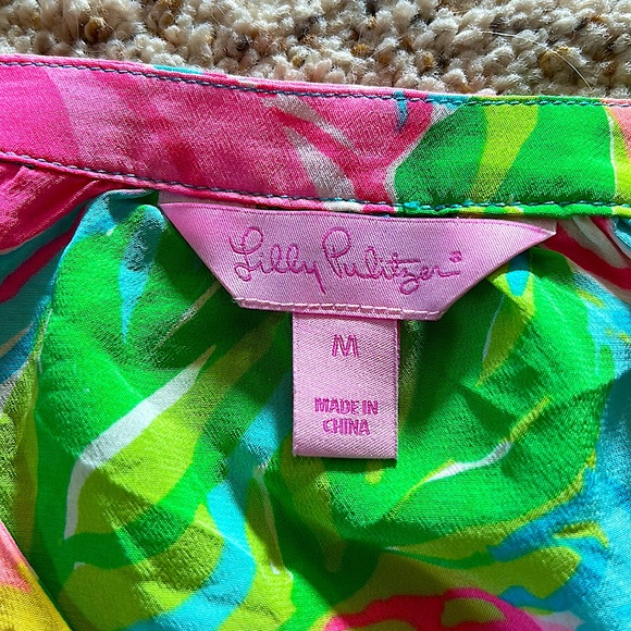Lilly Pulitzer 💯% Silk Tropical Floral Long Sleeve Shirt Top **Size M** 🌸🌸 - Picture 5 of 5